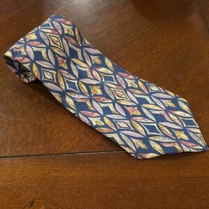 (J28) 417 By Van Heusen Men's Tie